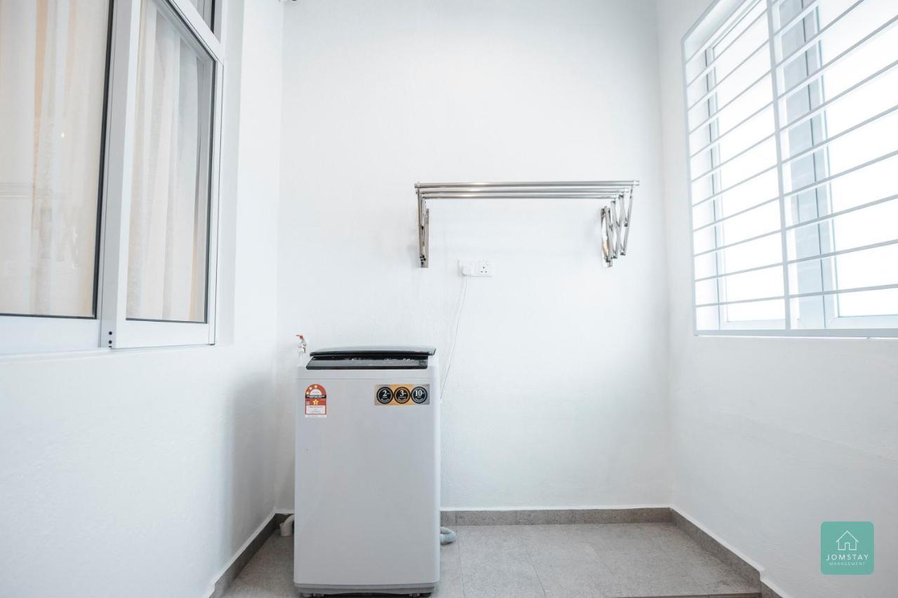 Jomstay Muji 19 & 7 Inn Ipoh Garden 8-10 Pax 外观 照片